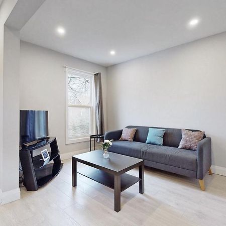 Three Bedroom In Hamilton Exteriér fotografie